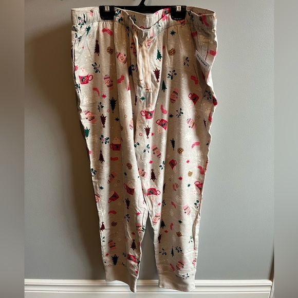 Old Navy Jogger Pajamas - Picture 1 of 9